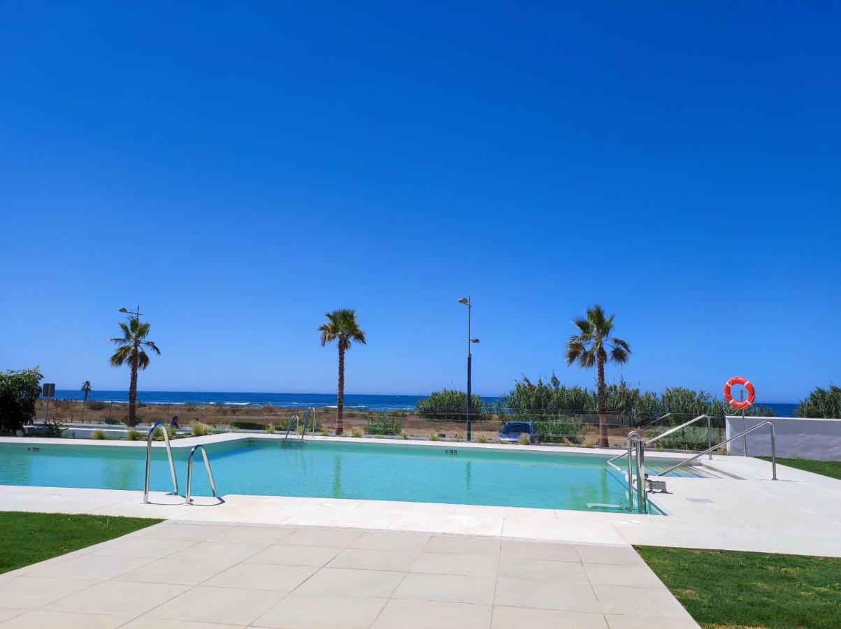 Espectacular Apartamento En Primera Linea De Playa Торрокс-Коста Экстерьер фото